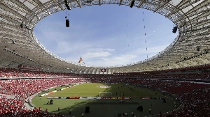 Notícias ao Minuto Brasil - Esporte - Internacional recebe o Bahia pressionado ainda por primeira vitória no Brasileirão