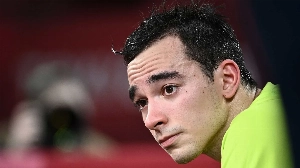 Notícias ao Minuto Brasil - Esporte - Hugo Calderano perde para francês de virada e dá adeus ao WTT Champions