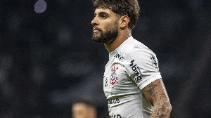 Notícias ao Minuto Brasil - Esporte - Entre altos e baixos, Yuri Alberto foi o de sempre e resolveu para o Corinthians