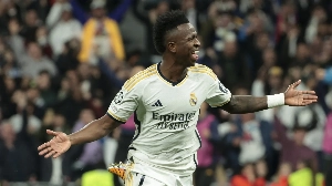 Notícias ao Minuto Brasil - Esporte - Real Madrid já escolheu substituto para saída de Vini Jr., diz rádio