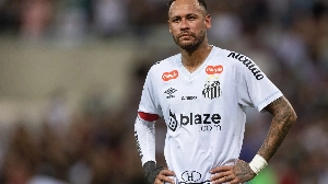 Notícias ao Minuto Brasil - Esporte - Sem Neymar, Santos leva empate-relâmpago, mas vence Fortaleza e sai do Z4