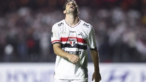 Notícias ao Minuto Brasil - Esporte - São Paulo conta com Luciano e Calleri para tentar convencer na Copa Sul-Americana