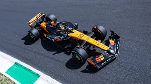 Notícias ao Minuto Brasil - Esporte - McLaren pode garantir título mundia da Fórmula 1 já no próximo domingo