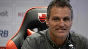 Notícias ao Minuto Brasil - Esporte - Spindel no Cruzeiro reforça cobiça do mercado por cartolas ex-Flamengo