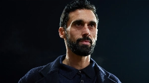 Notícias ao Minuto Brasil - Esporte - Arbeloa diz que Vini está bem e vê chance histórica para combater racismo
