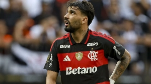 Notícias ao Minuto Brasil - Esporte - Paquetá reencontra Maracanã com Flamengo em 2º pior início no século 21