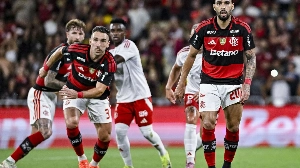 Notícias ao Minuto Brasil - Esporte - Flamengo empata com Inter em casa e chega a quarto jogo sem vitória