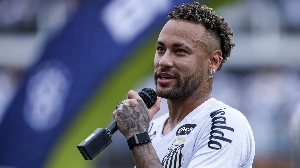 Notícias ao Minuto Brasil - Esporte - Arthur Melo sugere Juventus e diz que Neymar “se divertiria” na Itália