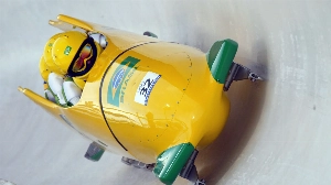 Notícias ao Minuto Brasil - Esporte - Para além de 'Jamaica Abaixo de Zero': O Brasil está abaixo de zero nas Olimpíadas de Inverno 2026