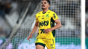 Notícias ao Minuto Brasil - Esporte - Lucas Ramon admite sondagens, mas explica escolha pelo São Paulo