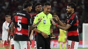 Notícias ao Minuto Brasil - Esporte - Flamengo tem decisão com Sampaio Corrêa para escapar da queda e buscar vaga no G-4 do Carioca