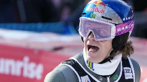 Notícias ao Minuto Brasil - Esporte - Lucas Pinheiro conquista 2º ouro do Brasil na Copa do Mundo