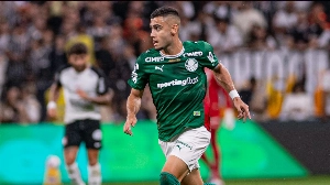 Notícias ao Minuto Brasil - Esporte - Andreas escapa de punição por danificar gramado antes de pênalti em Dérbi