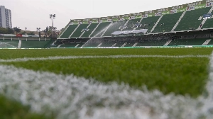 Notícias ao Minuto Brasil - Esporte - Mancha Alviverde pagará R$ 2 milhões por ataque contra cruzeirenses na Fernão Dias