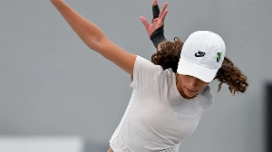 Notícias ao Minuto Brasil - Esporte - Rayssa Leal cai e fica fora do pódio no Mundial de Skate em São Paulo