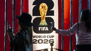 Notícias ao Minuto Brasil - Esporte - FIFA minimiza guerra e diz: “A Copa vai acontecer, é grande demais”