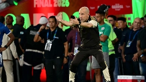 Notícias ao Minuto Brasil - Esporte - Jardim adota regime de concentração e até bilhetinho em início no Flamengo