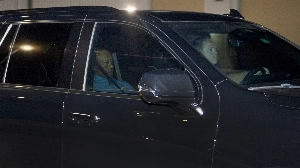 Notícias ao Minuto Brasil - Esporte - Tiger Woods é libertado após grave acidente de carro