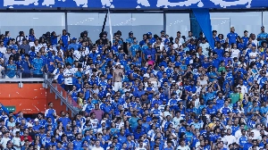 Notícias ao Minuto Brasil - Esporte - Lanterna, Cruzeiro recebe Vitória na estreia de Artur Jorge em busca da reação