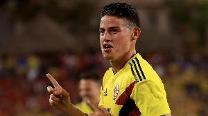 Notícias ao Minuto Brasil - Esporte - James Rodríguez é hospitalizado nos EUA após jogo da Colômbia