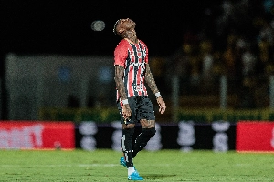 ge - Sumiço de Arboleda abre espaço para veteranos e jovens da base na zaga do São Paulo; veja os nomes