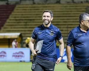 ge - Sem Rogério Corrêa, Diogo Siston assume o Volta Redonda contra o Amazonas; veja o retrospecto