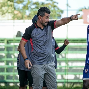 ge - Técnico do Águia, Júlio César destaca jogador do Paysandu revelado por ele, e projeta semi da Copa Norte