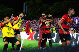 ge - Executivo do Sport pede tempo para Roger e valida trabalho: 