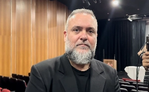 ge - Eleições do Corinthians: Rozallah Santoro registra candidatura à presidência