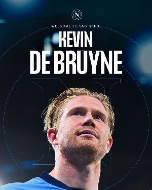ge - Napoli anuncia a contratação de Kevin De Bruyne
