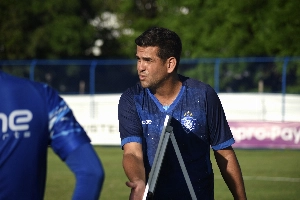 ge - Técnico do Vitória-ES descarta favoritismo em clássico na Série D; veja provável time