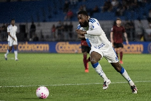 ge - No Cruzeiro, Artur Jorge revela papo franco e desculpas com Gerson: 
