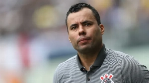 Notícias ao Minuto Brasil - Esporte - 'Bombeiro', Jair Ventura sugere que nova geração de treinadores se reinvente