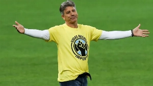 Notícias ao Minuto Brasil - Esporte - Após demitir Luís Castro, Grêmio chega a acordo para volta de Renato Gaúcho