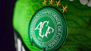 Notícias ao Minuto Brasil - Esporte - Vitória mira triunfo sobre a Chapecoense no Barradão para se afastar da zona de rebaixamento