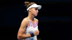 Notícias ao Minuto Brasil - Esporte - Bia Haddad exagera nos erros, dá vexame e perde feio em sua estreia no WTA 1000 de Madrid