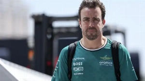 Notícias ao Minuto Brasil - Esporte - Fernando Alonso descarta aposentadoria: 'me sinto competitivo e motivado'