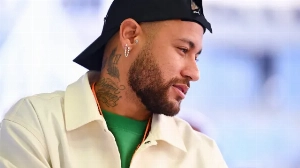 Notícias ao Minuto Brasil - Esporte - Presença em leilão pode tirar Neymar de decisão do Santos na Copa do Brasil