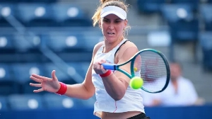 Notícias ao Minuto Brasil - Esporte - Bia Haddad perde para francesa e é eliminada na estreia em Roma