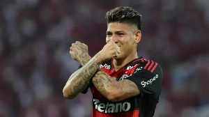 Notícias ao Minuto Brasil - Esporte - Carrascal desperta no Flamengo em temporada marcada por indisciplina