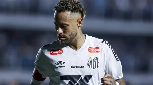 Notícias ao Minuto Brasil - Esporte - Cuca vê prejuízo na programação para Neymar após empate vergonhoso do Santos com Recoleta