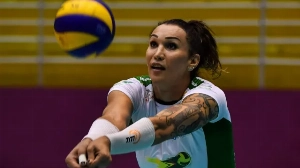 Notícias ao Minuto Brasil - Esporte - Vôlei brasileiro muda regras e exige teste genético que bane mulheres trans