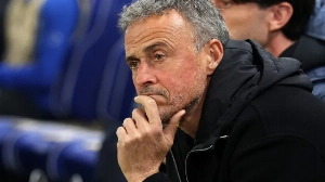 Notícias ao Minuto Brasil - Esporte - Luis Enrique rebate críticas após o 5 a 4 contra o Bayern de Munique: 'Opinião de m...'