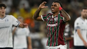 Notícias ao Minuto Brasil - Esporte - Fluminense leva virada do Rivadavia e vê pressão aumentar na Libertadores
