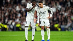 Notícias ao Minuto Brasil - Esporte - Revolução no Real Madrid! Veja quem sai e quem pode reforçar os merengues