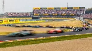 Notícias ao Minuto Brasil - Esporte - Fórmula 1 tem acordo para melhorar regras; saiba o que vai mudar