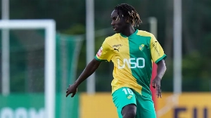 Notícias ao Minuto Brasil - Esporte - Jogador é esfaqueado na Dinamarca, passa por cirurgias e segue internado