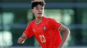 Notícias ao Minuto Brasil - Esporte - Cristiano Ronaldo Jr. explode no futebol e já é visto como futura estrela