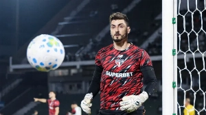 Notícias ao Minuto Brasil - Esporte - Rafael recusa Cruzeiro e Bahia e já mira renovação de contrato no São Paulo