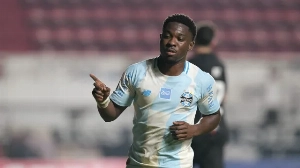 Notícias ao Minuto Brasil - Esporte - Atacante do Grêmio é convocado por Gana às vésperas da Copa do Mundo